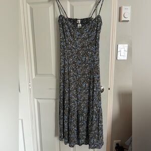 NWT Wilfred Broadway Dress